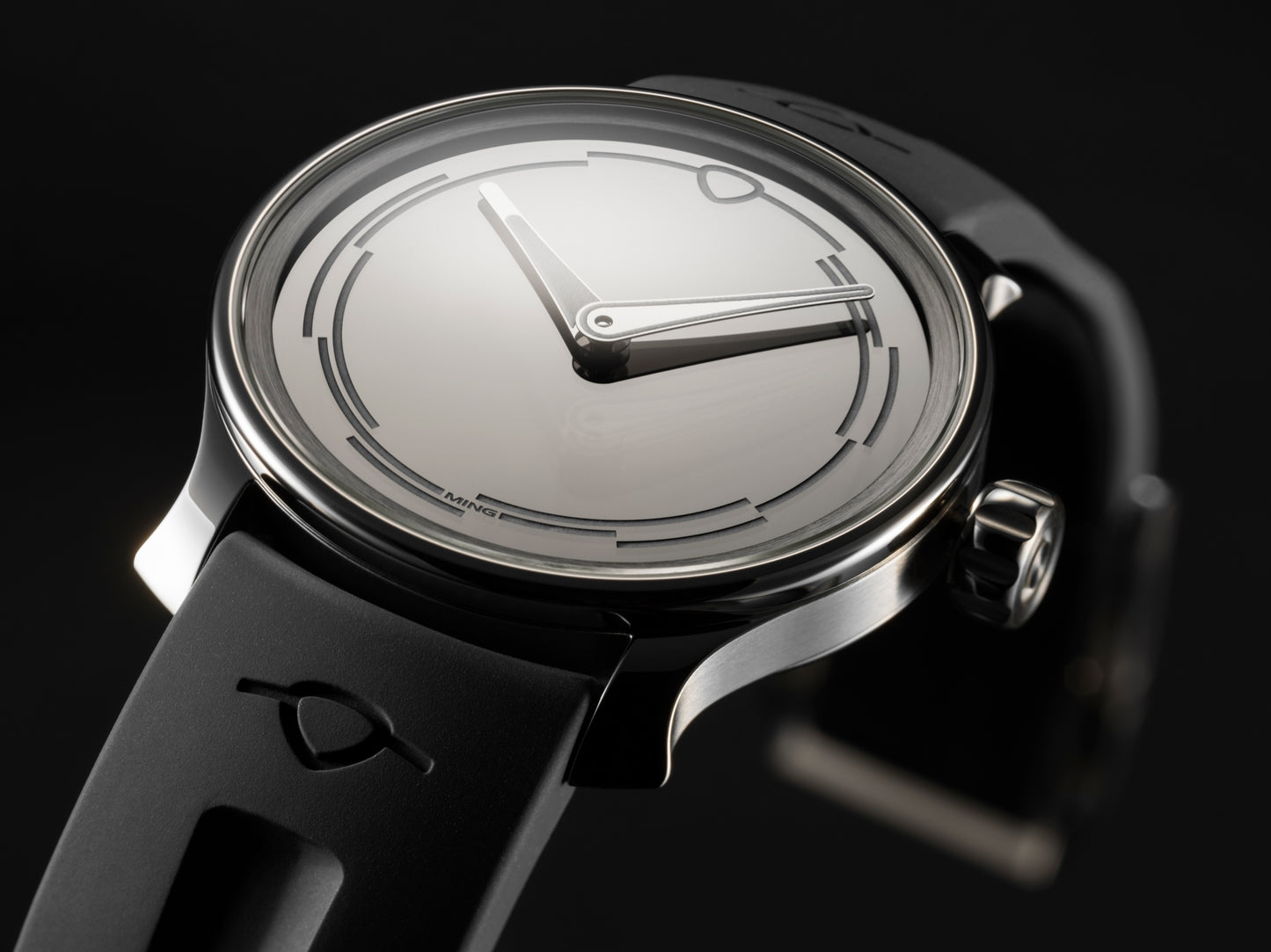 MING 37.02 Minimalist