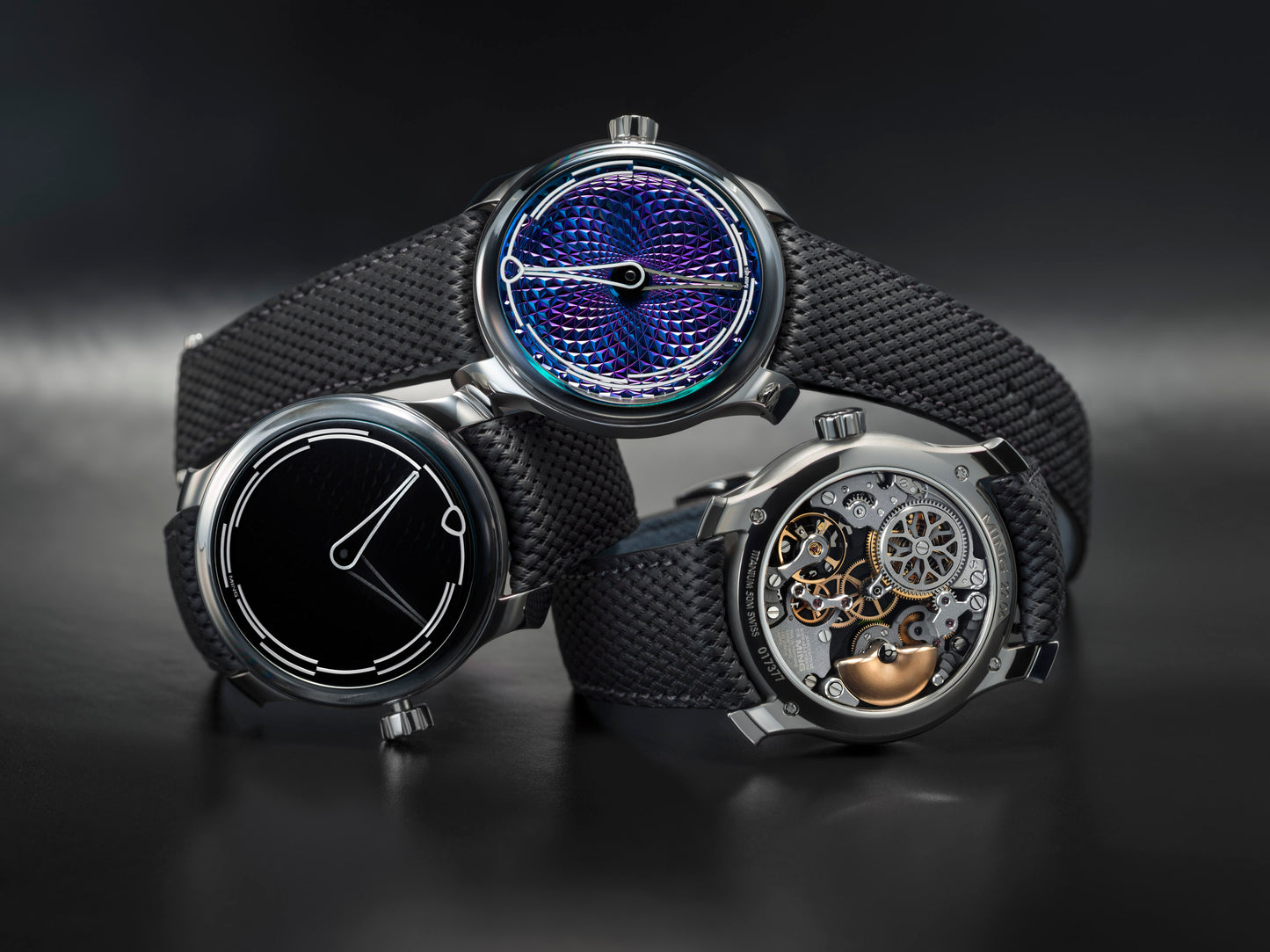 MING 29.06 Peep Show